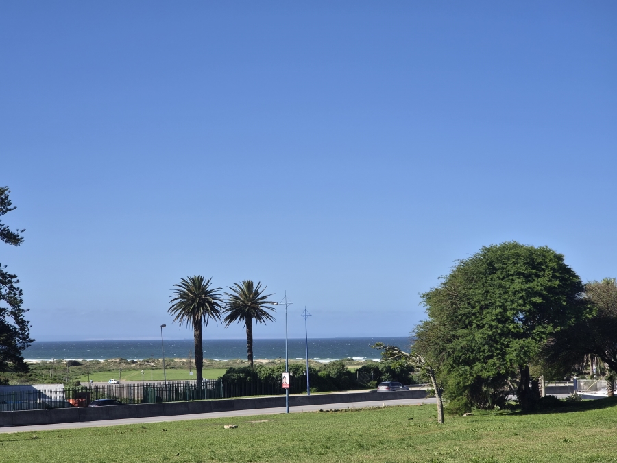 1 Bedroom Property for Sale in Humewood Eastern Cape